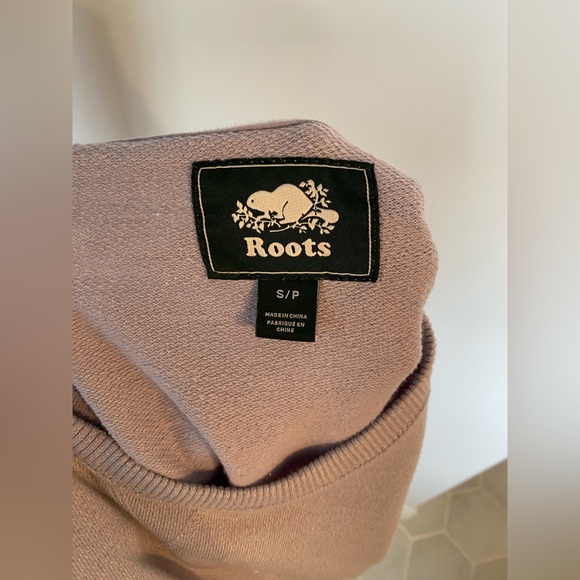 Roots Sweater Dress - Picture 4 of 4